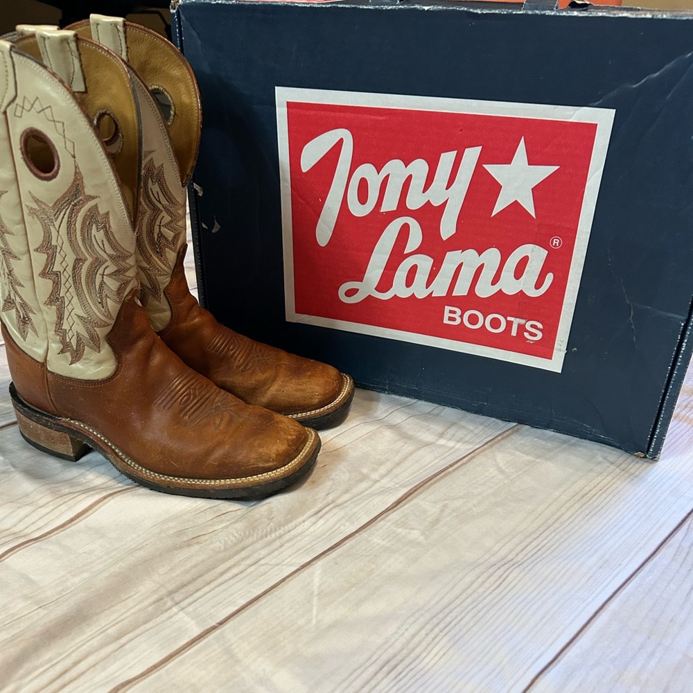 With Box Tony Lama Cowboy Western Boots Creedance Cream style 7970